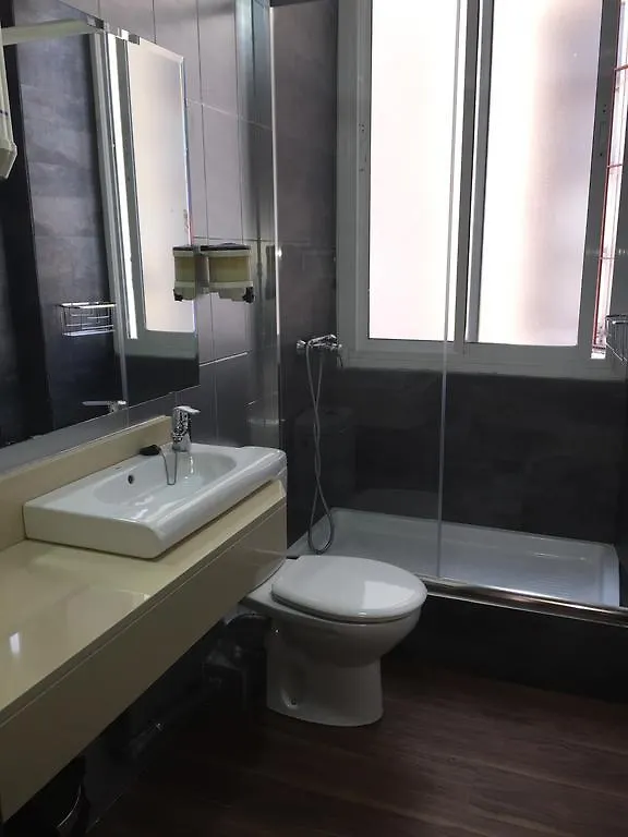 Hostal Larios Málaga Casa de hóspedes